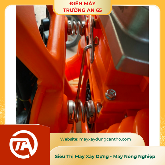 Máy Xạ Phân 2 Thì Mitsuyama TLMD-26L